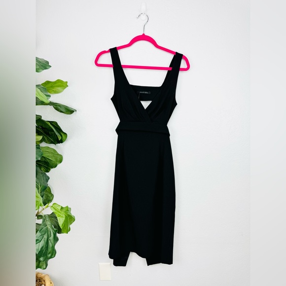 Black Halo Y2K Scott Open Side & Back Sheath Dress - Picture 2 of 6